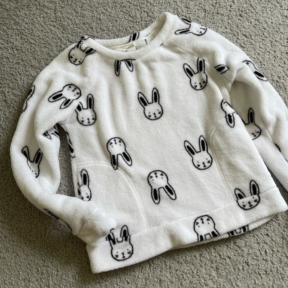 White plush sweatshirt